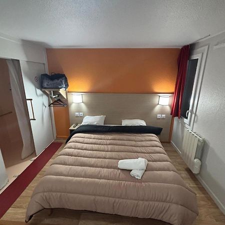 Classic Hotel - Fontenay-Trésigny Eksteriør bilde