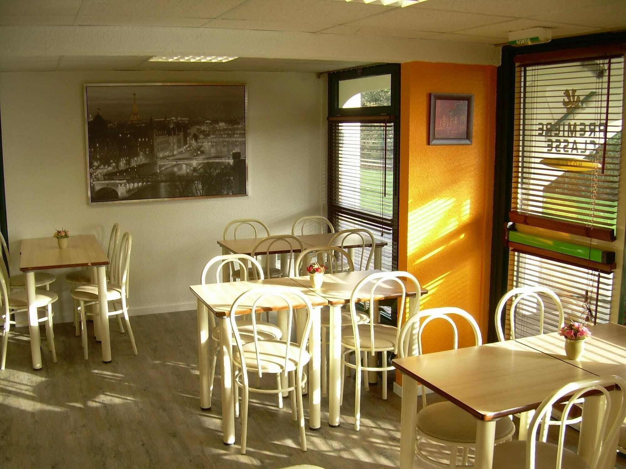 Classic Hotel - Fontenay-Trésigny Eksteriør bilde