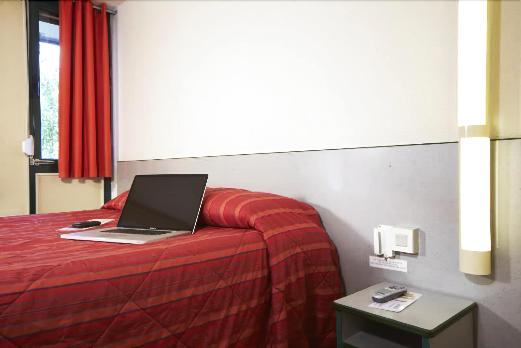 Classic Hotel - Fontenay-Trésigny Eksteriør bilde
